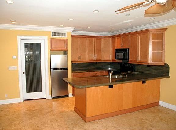 5th image of 4050 NE 12th Ter APT 12