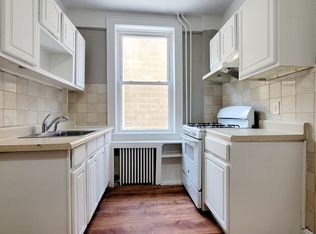 221 Palisade Ave #1, Cliffside Park, NJ 07010