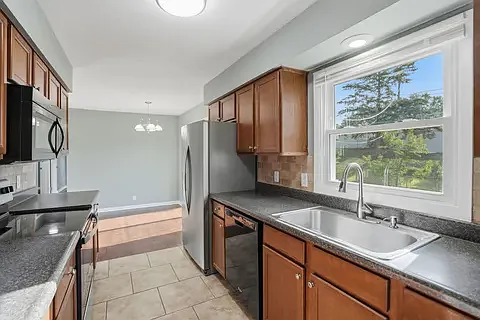 3489 Sunny Hill Dr — Photo 5