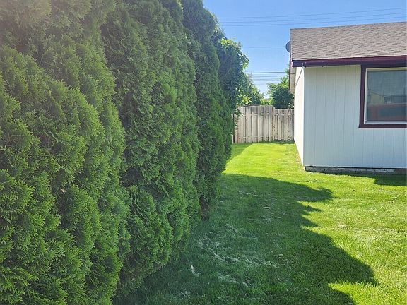 4th image of 108 SE I Street #110