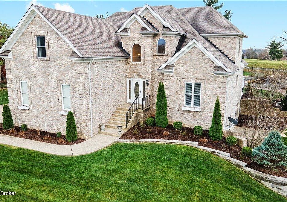 1st image of 1700 Mahogany Run Dr
