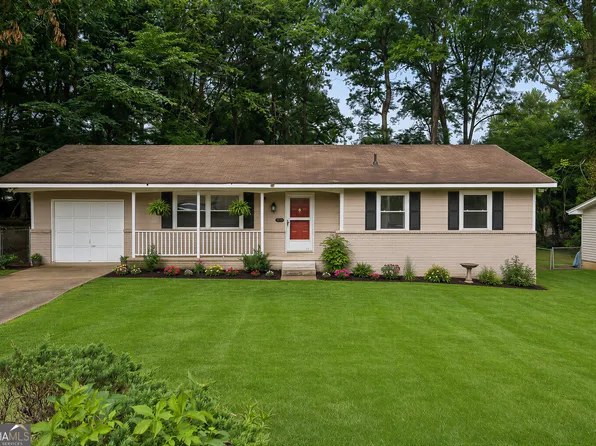 8845 Ashwood Dr, Riverdale, GA 30274