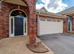 131 Treslyn Way, Louisville, KY 40245