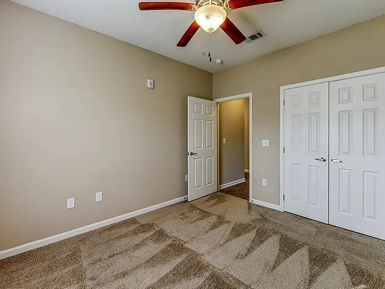 Cambridge Oaks II Apts — Photo 14