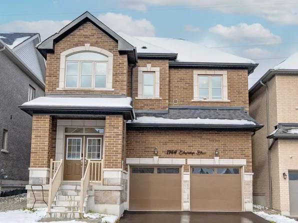 1144 Skyridge Blvd, Pickering, ON L1X 0M4