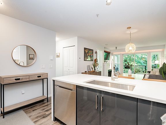 3rd image of 3050 Dayanee Springs Blvd #411