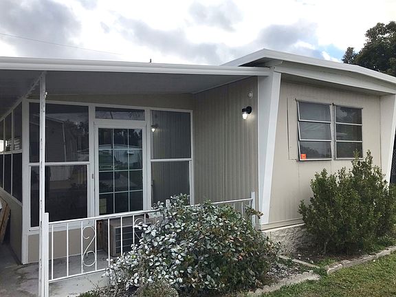 2nd image of 21 Garden Way