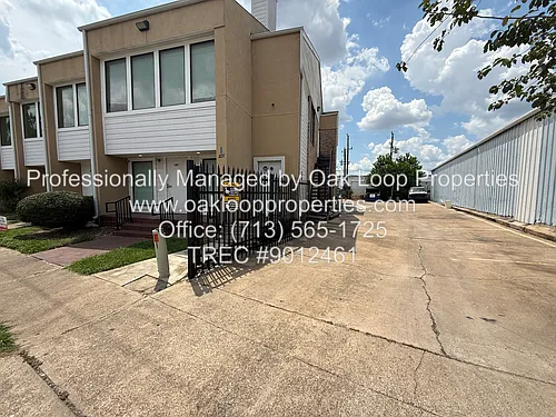 2724 Crossview Dr #205 Photo 1