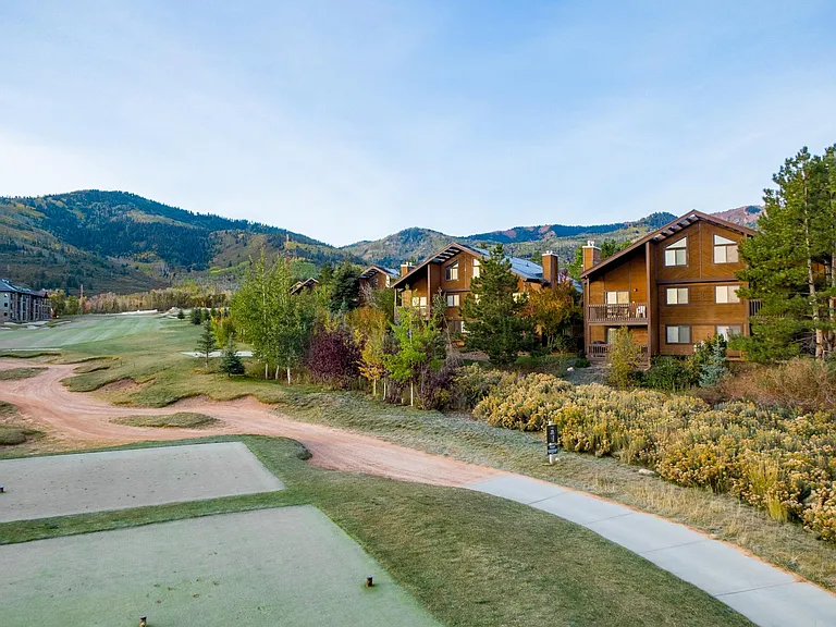 2025 Canyons Resort Dr #Y4 — Photo 35