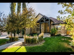 10706 S Farmview Ln, South Jordan, UT 84095