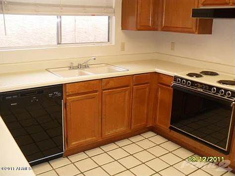 2298 W ORCHID LN kitchen