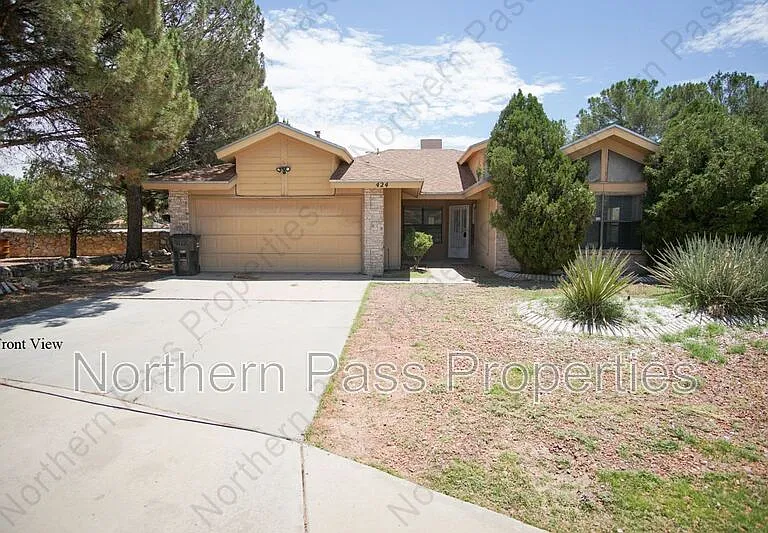 424 Cutler Pl — Photo 2