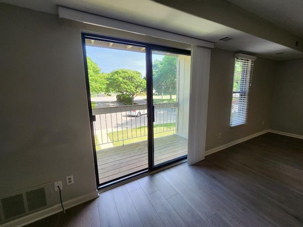 30535 W Forteen Mile Rd APT 12