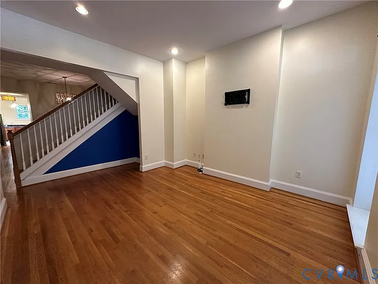 522 N 1st St — Photo 10