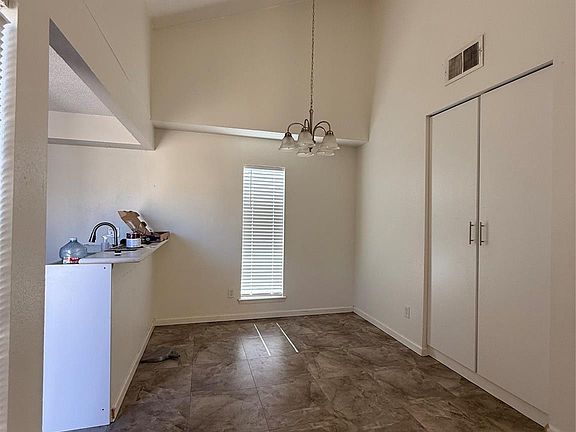 4th image of 12550 Newbrook Dr