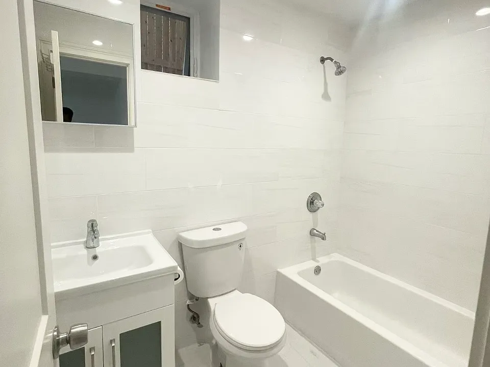 222nd St