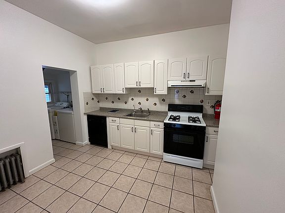 5th image of 66 46th St #1