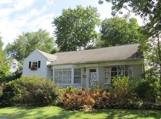 683 Saint Davids Ave, Warminster, PA 18974