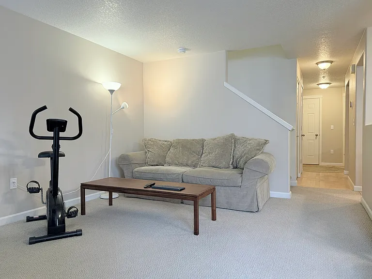 10743 SW Canterbury Ln #102 — Photo 11