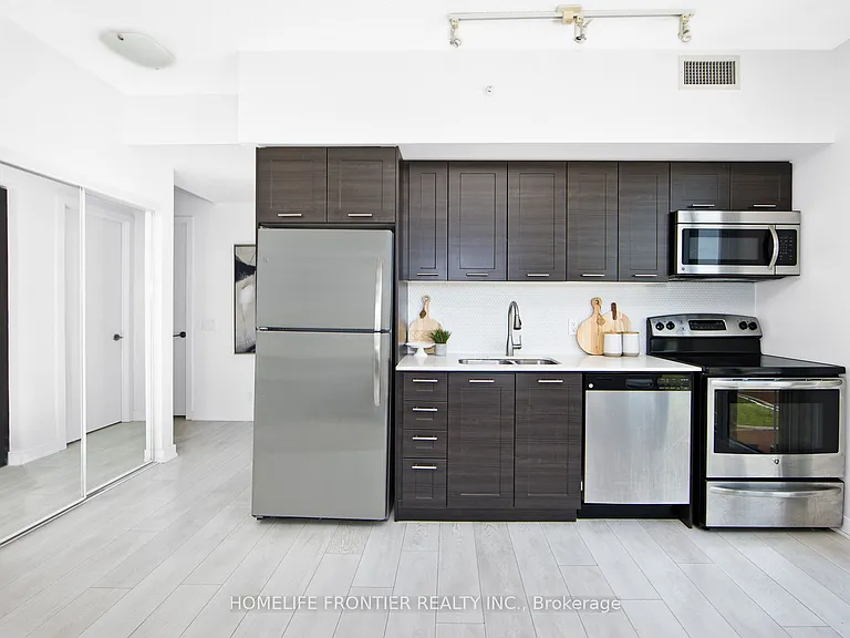 2212 Lake Shore Blvd W #1108 — Photo 8