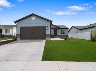 2428 E Jim Bridger Dr, Eagle Mountain, UT 84005