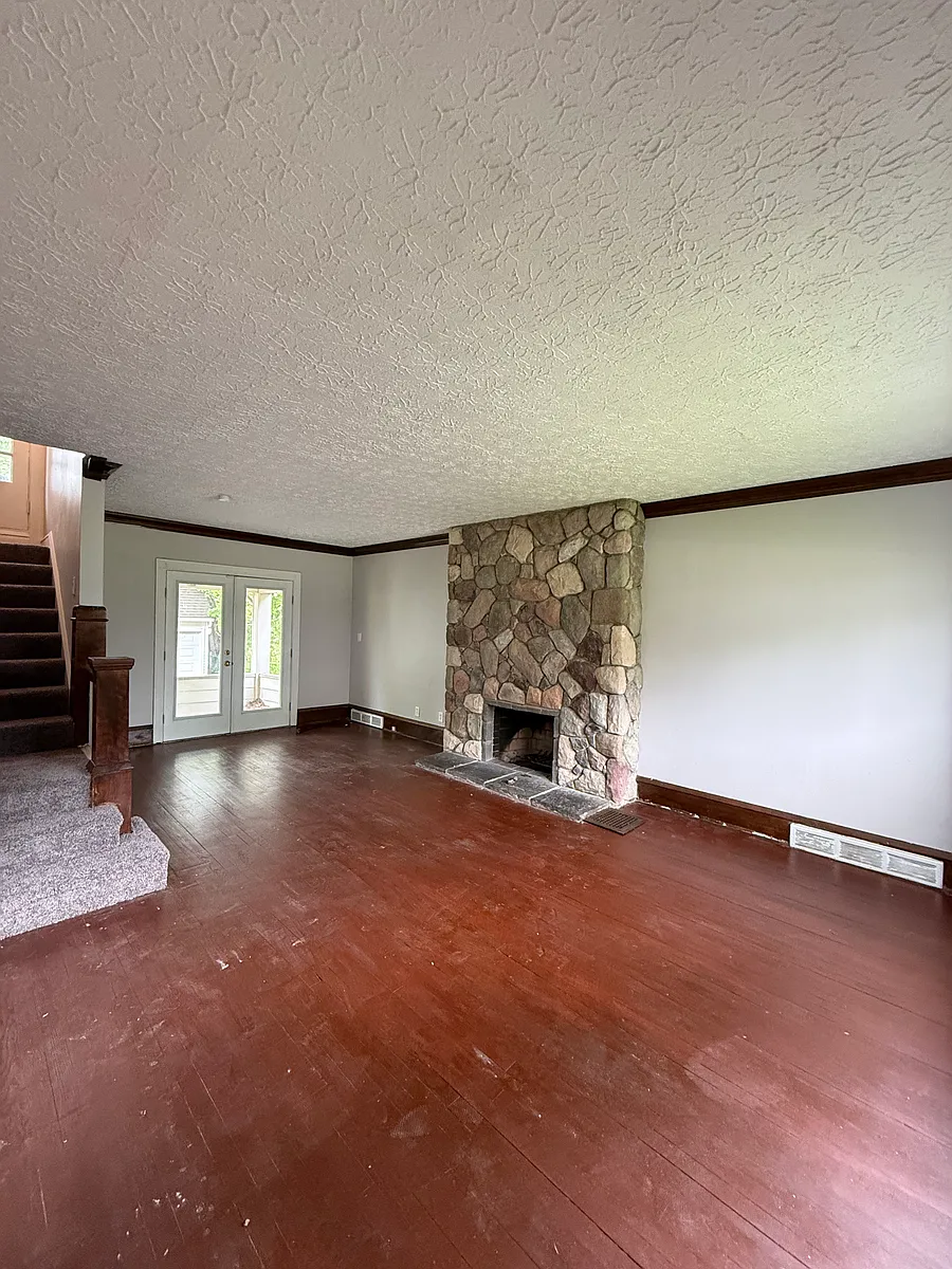 Building Photo - 945 Dresden Rd
