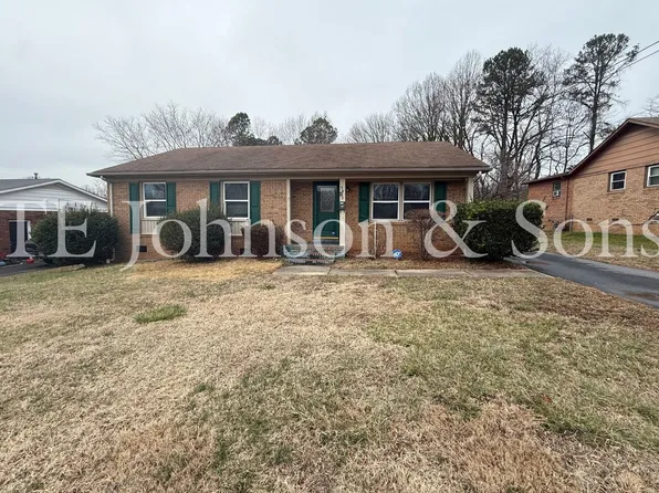 3013 Airport Rd, Winston Salem, NC 27105