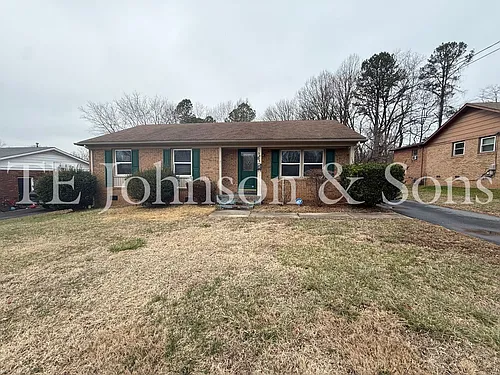 3013 Airport Rd Photo 1