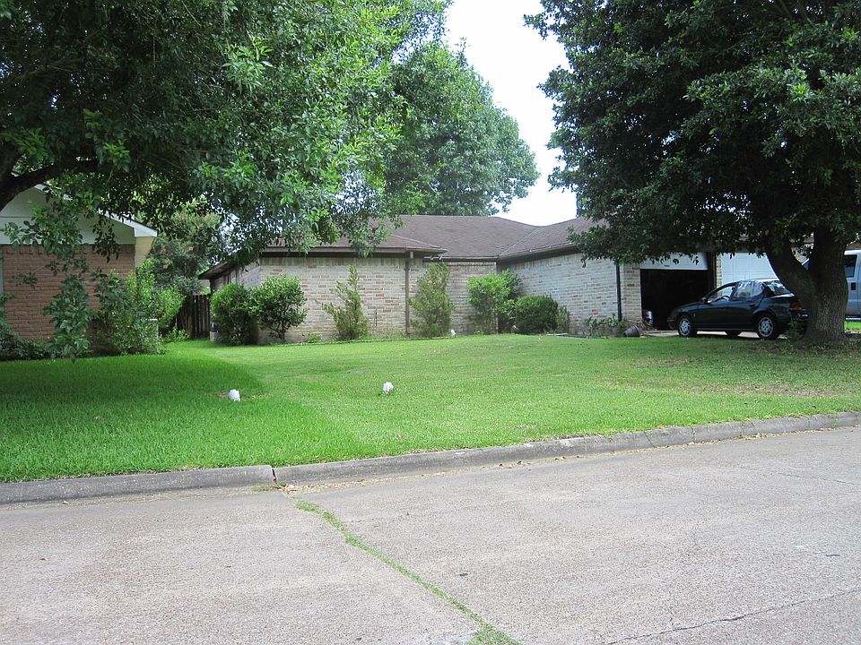1st image of 3203 Wavecrest St