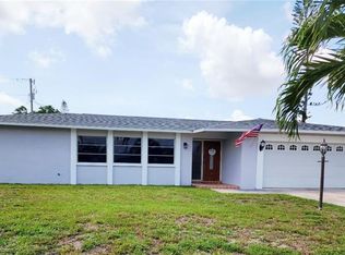 1208 SE 43rd Ter, Cape Coral, FL 33904