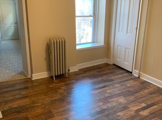 1043 Powell St, Norristown, PA 19401
