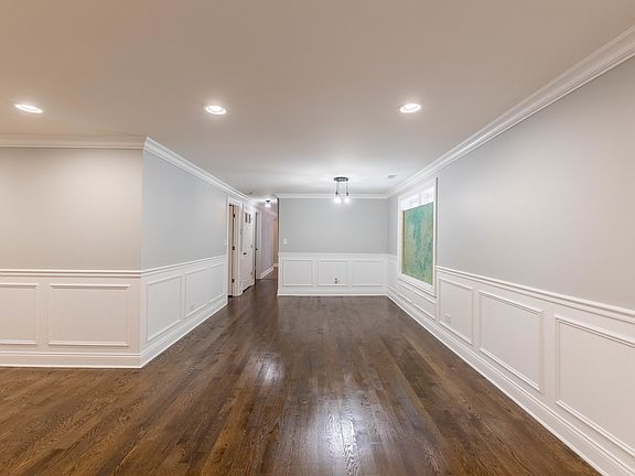 5th image of 6914 S Marshfield Ave