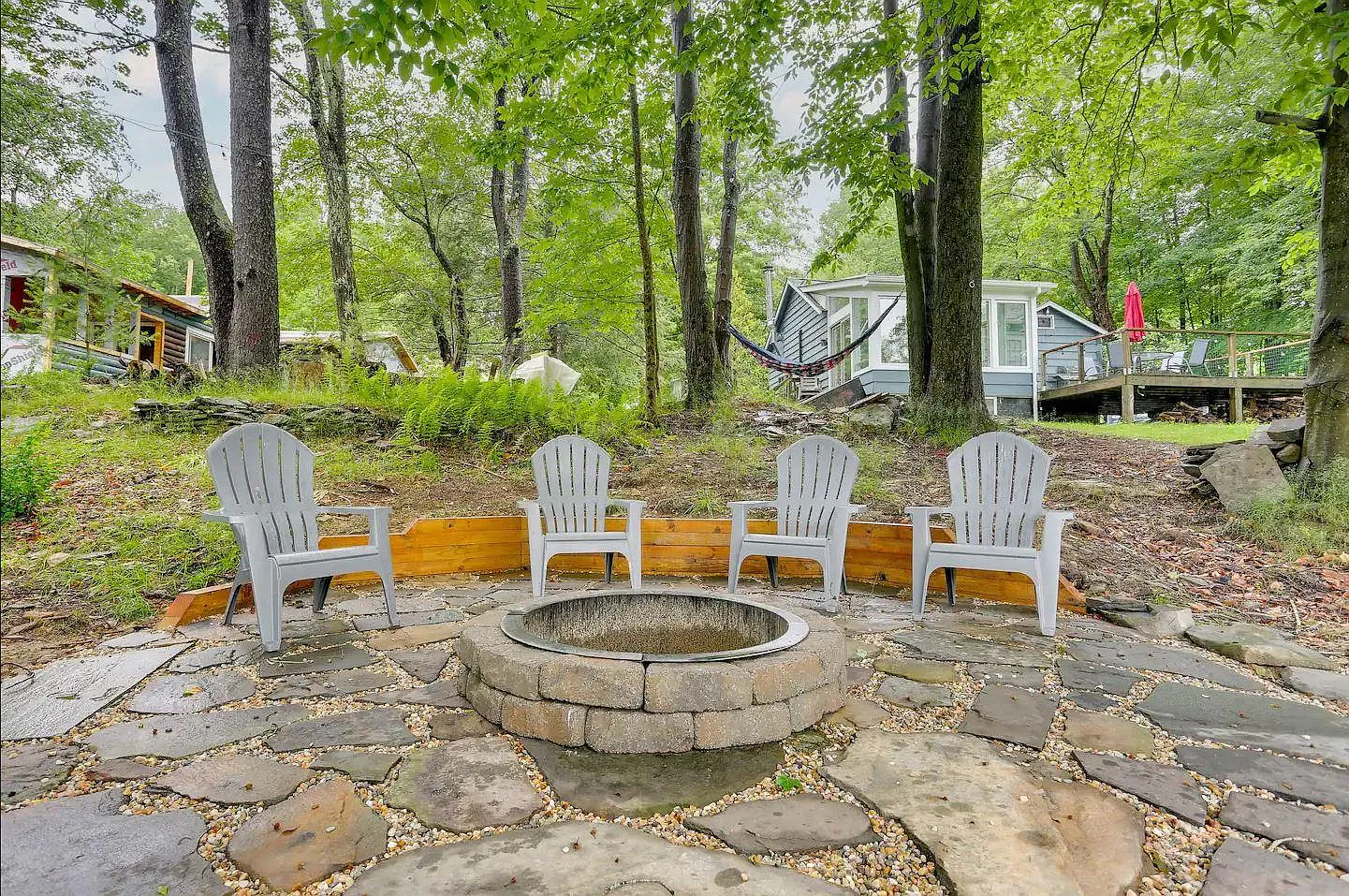 3 bed, 1300 sqft, $3,000 — Photo 3