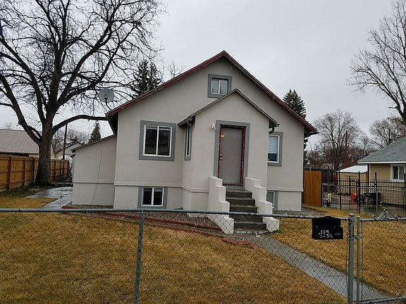 2nd image of 127 College St