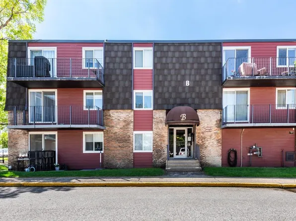 80 N Galbraith Dr SW #21B, Calgary, AB T3E 3H2