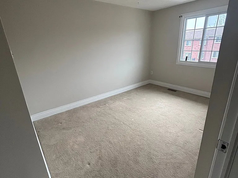 29 Heritage Dr #9 — Photo 24