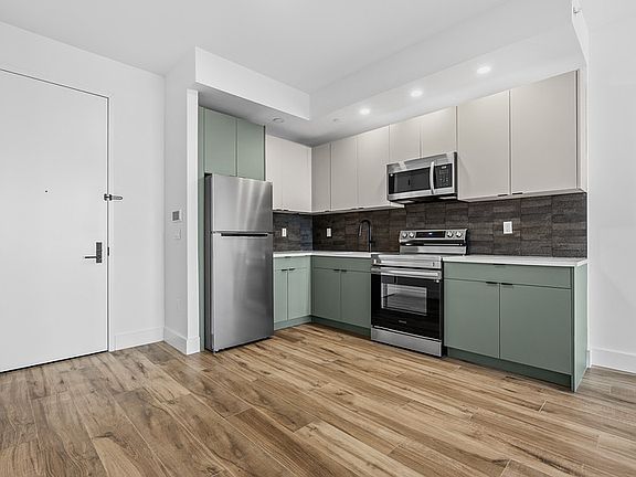 2nd image of 2258 Fulton St APT 806