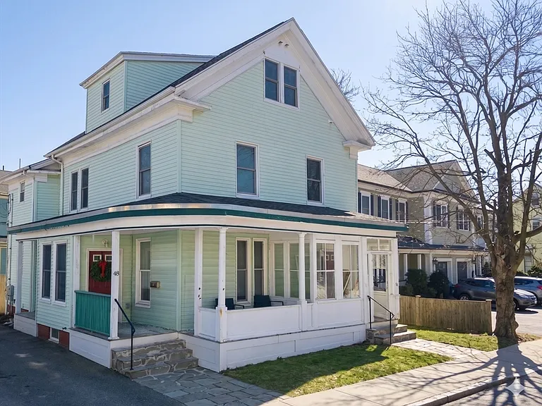 50 Carleton St #50 — Photo 1