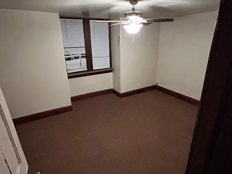 1223 W Norwegian St #3 — Photo 5