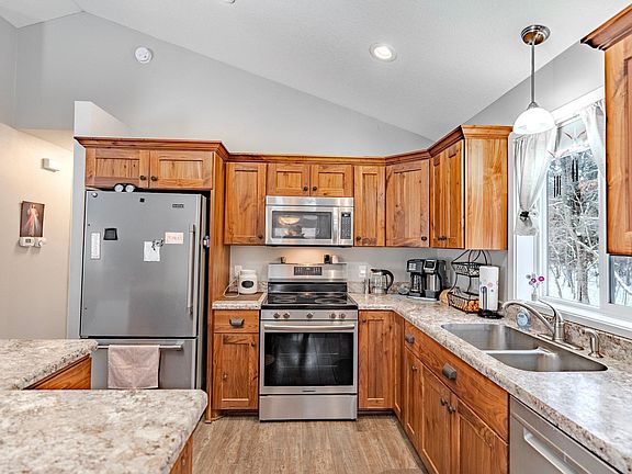 5th image of 14545 Grand Oaks Dr