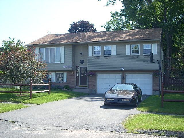 2nd image of 172 McIntosh Dr