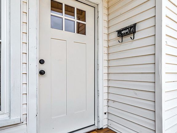 2nd image of 2800 McKenzie Ave