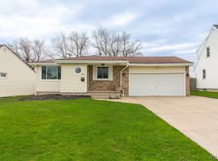 3446 Emerling Dr, Buffalo, NY 14219