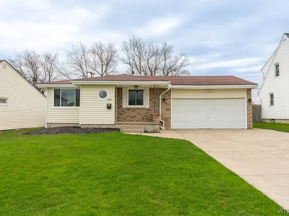 3446 Emerling Dr, Buffalo, NY 14219
