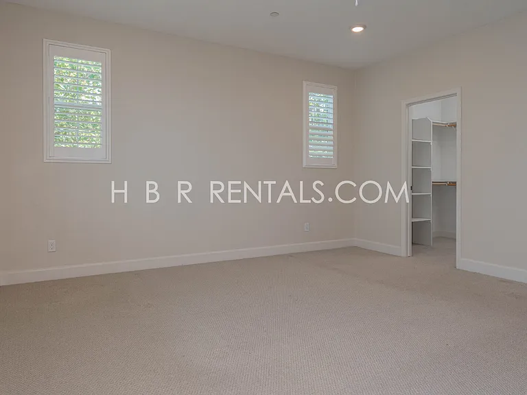 1496 Dairy Dr — Photo 18