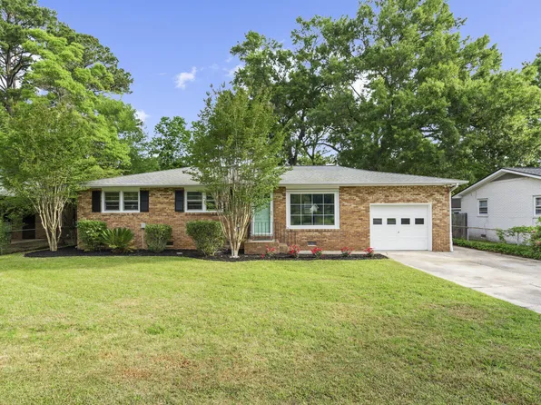121 Belknap Rd, Goose Creek, SC 29445