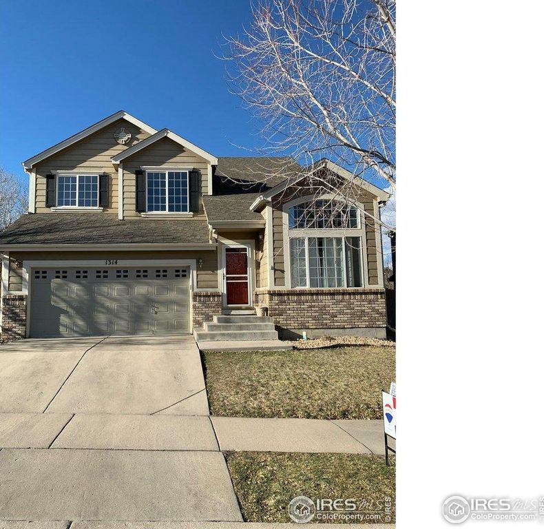 1314 E Saint Croix Pl E