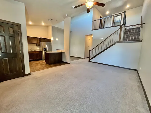 7312 E 45th St, Sioux Falls, SD 57110