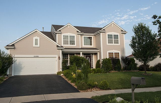1st image of 25206 Trelliage Ave