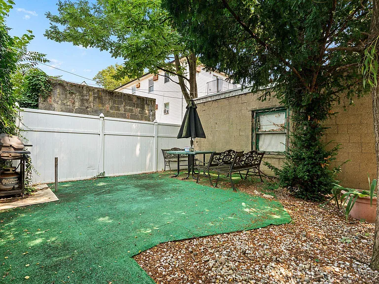 380 Ege Ave #1 — Photo 19